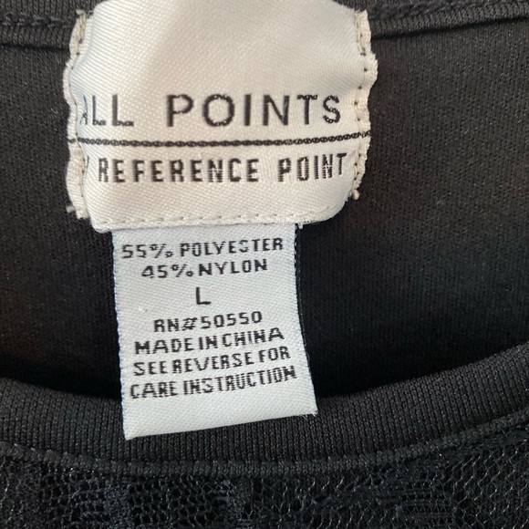 Black sleeveless lace overlay top - Picture 2 of 4